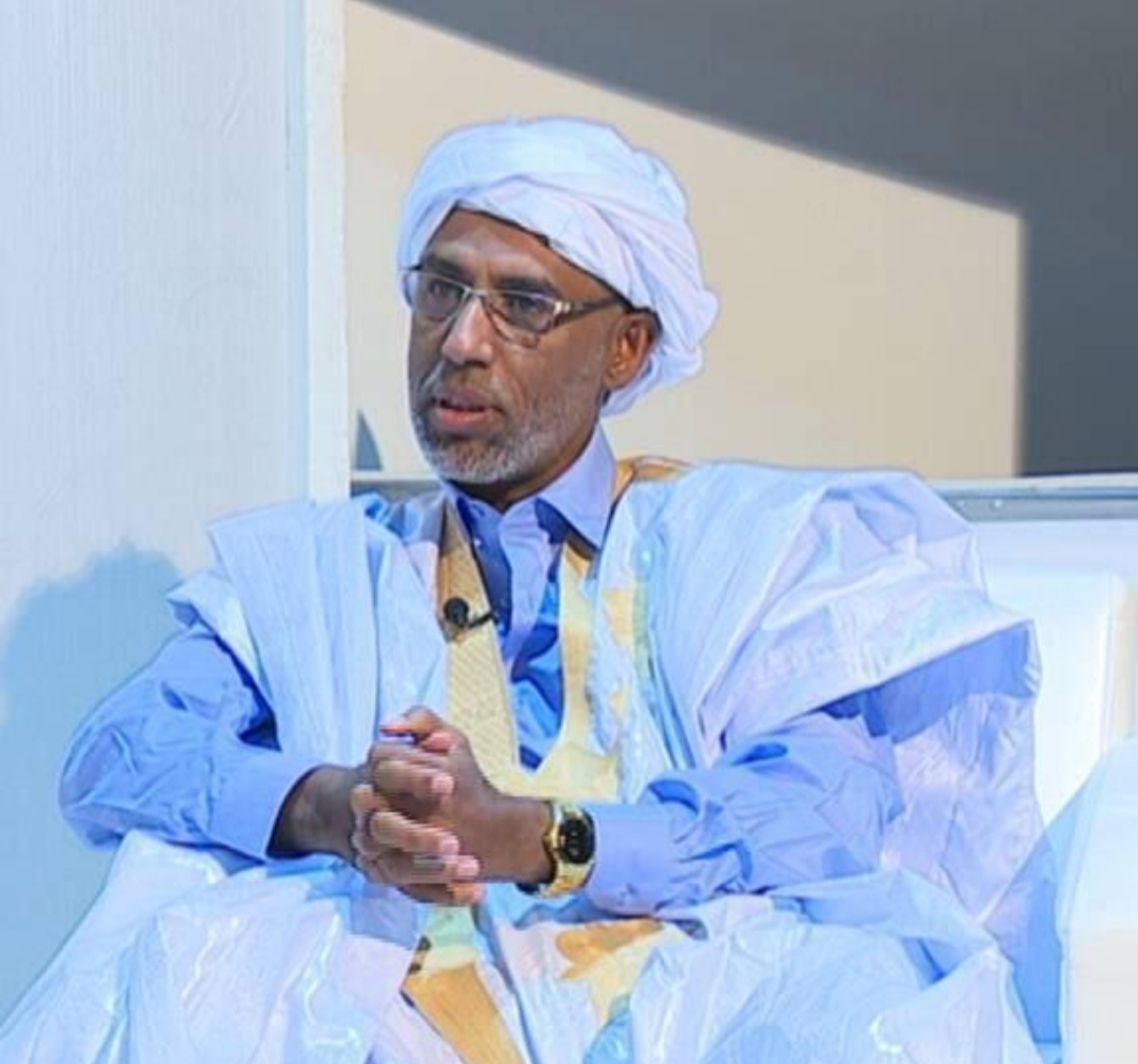 الامين العام لمنتدى علماء موريتانيا وافريقيا  الدكتور : الشيخ ولد الزين ولد الامام