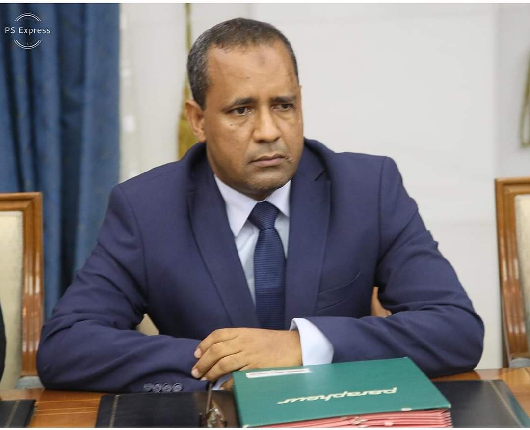 وزير التجهيز و النقل: محمدو ولد أمحيميد