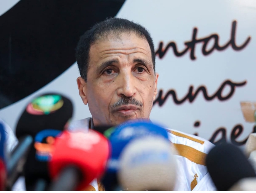 ولد مولود يطالب الحكومة بمراجعة تعاقدها مع شركة آداكس