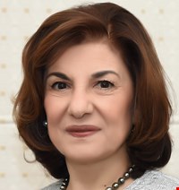 بثينة شعبان
