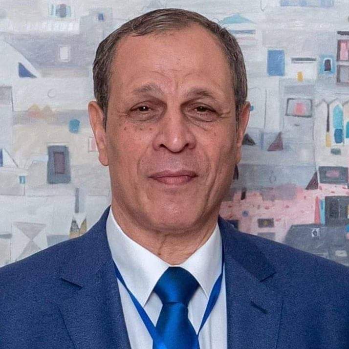 الصحفي المصري: حاتم زكريا 